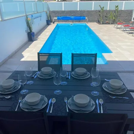 Вилла Ashdene - Luxury Modern With Large Heated Pool Wifi Uk Tv Bar & Bbq